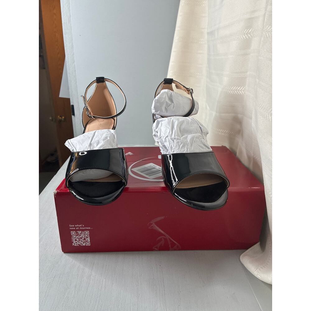 Journee Collection Jezzie Kitten Heel Sandals Black Womens Size 12M - Picture 7 of 14